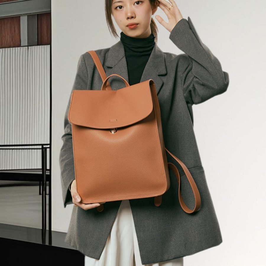 高级感小众双肩包女2026新款大容量商务通勤电脑背包学生皮质书包 细节图 5