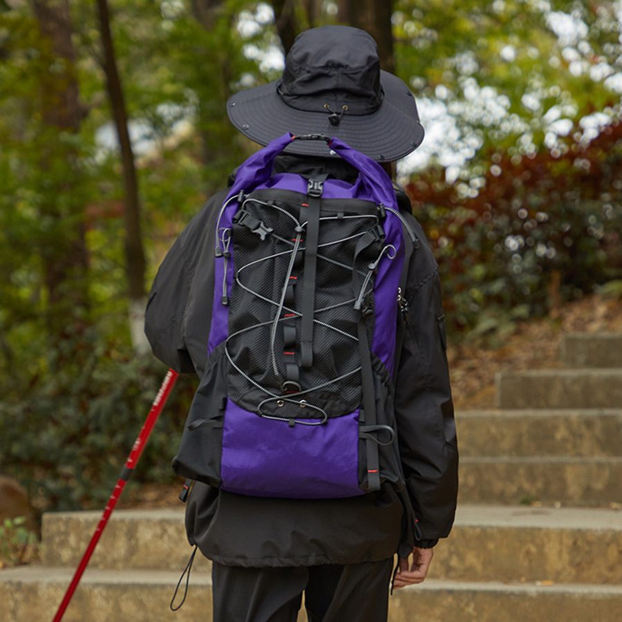 户外徒步登山包多功能轻量化防泼水大容量双肩包爬山露营旅行背包 细节图 3
