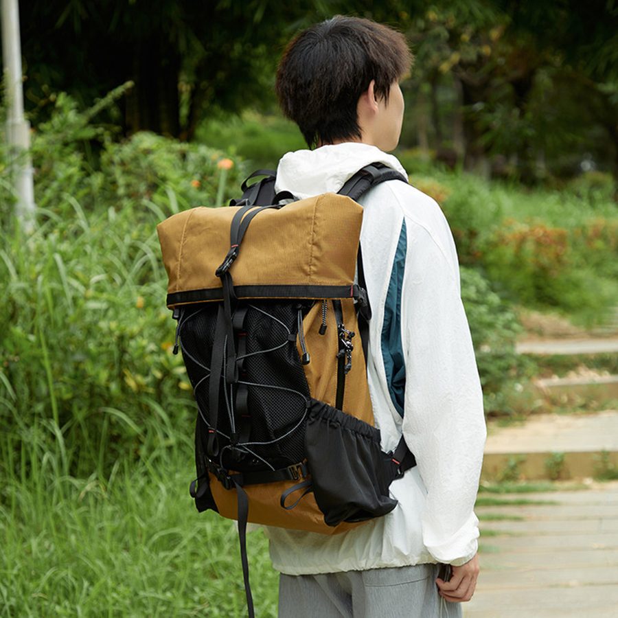 户外徒步登山包多功能轻量化防泼水大容量双肩包爬山露营旅行背包 细节图 4